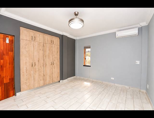 2 BEDROOM APARTMENT FOR SALE IN MORNINGSIDE